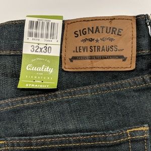 Levi's straight 32-30
